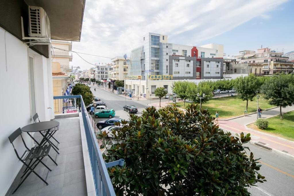 Belajo Central Apartment And Jacuzzi !! Volos Ngoại thất bức ảnh